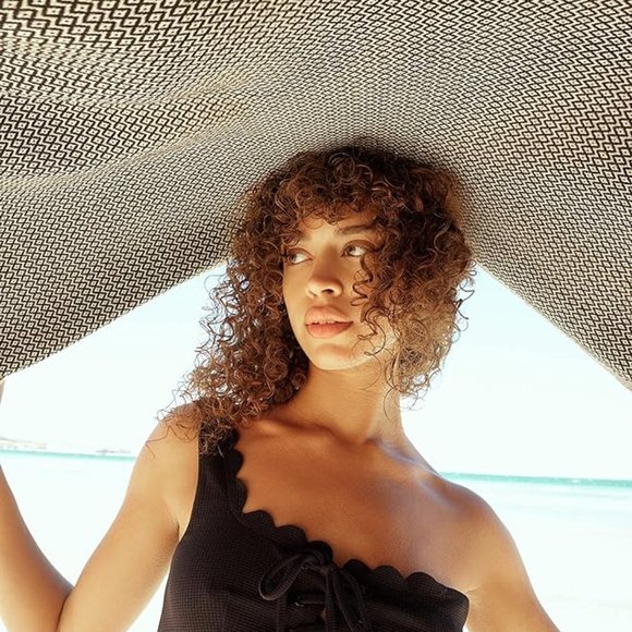 Large Turkish beach towel size: 37x71 inch - Picture 1 of 6